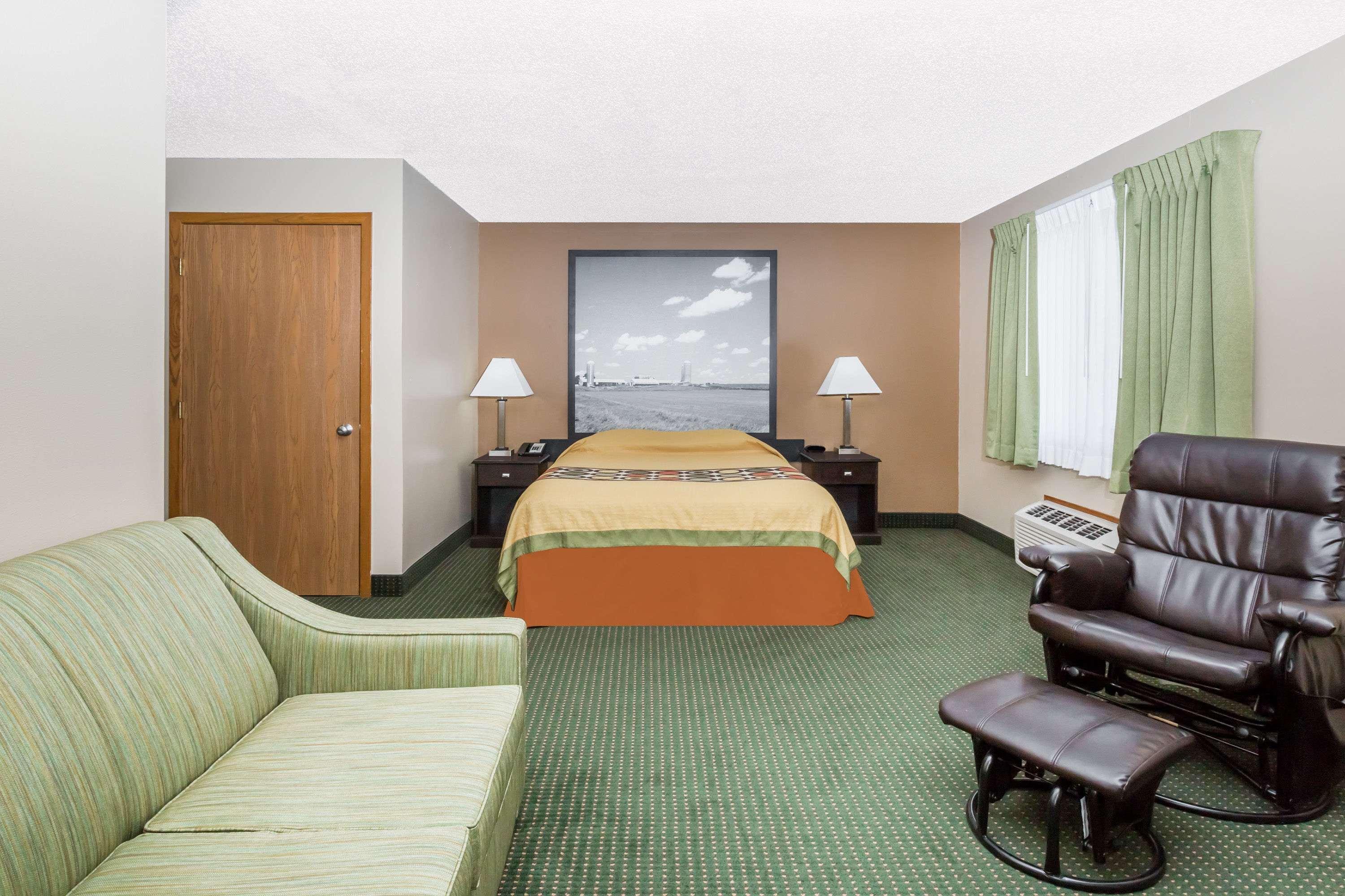 Super 8 By Wyndham Hotel Jefferson